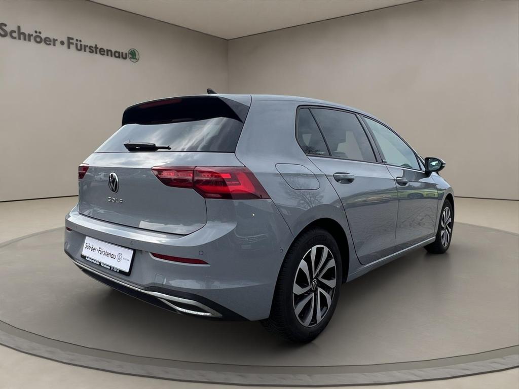 Volkswagen Golf 2022 г. Серый, пробег 49500 км