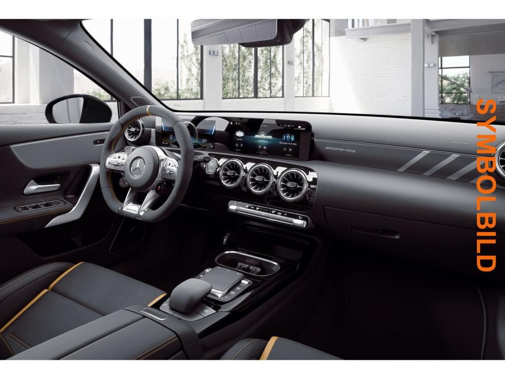 Mercedes-Benz A 45 AMG 2022 г. Белый, пробег 41568 км
