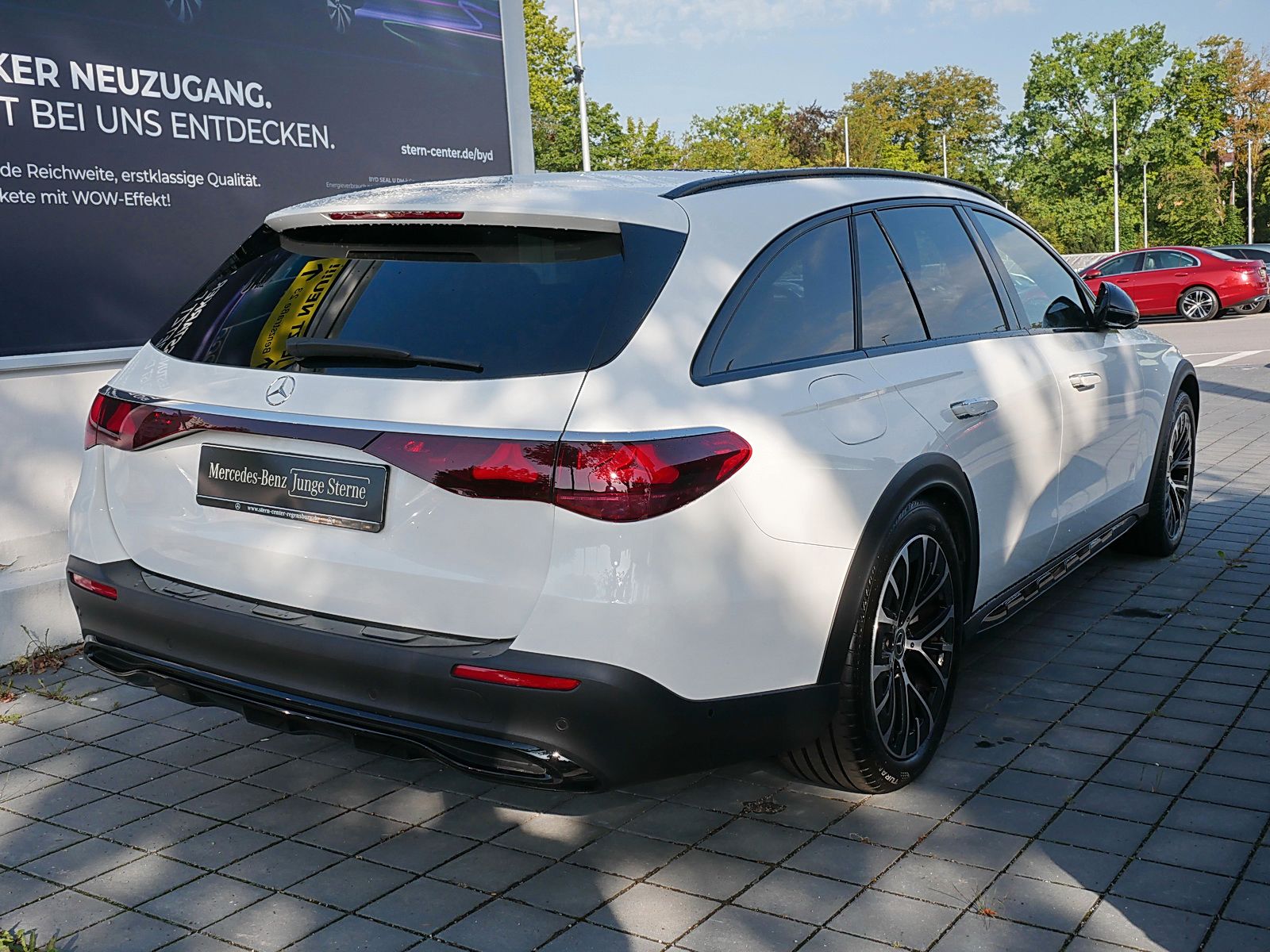Mercedes-Benz E 450 2025 г. Белый, пробег 38531 км