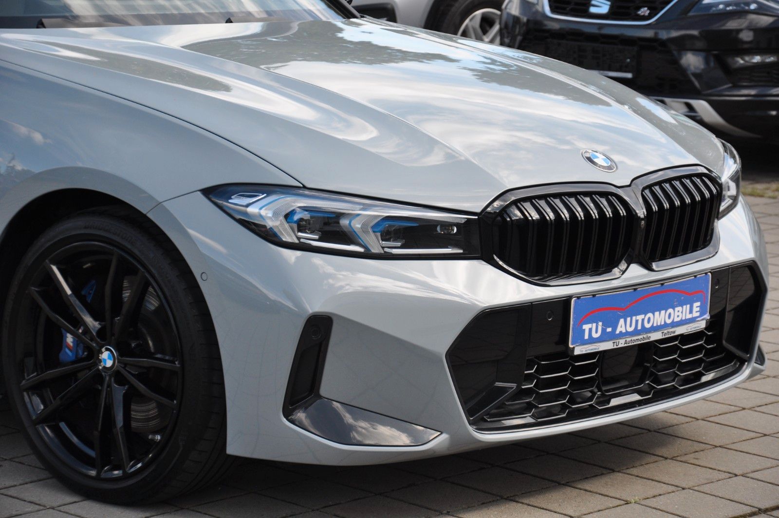 BMW 320 2024 г. Серый, пробег 29400 км