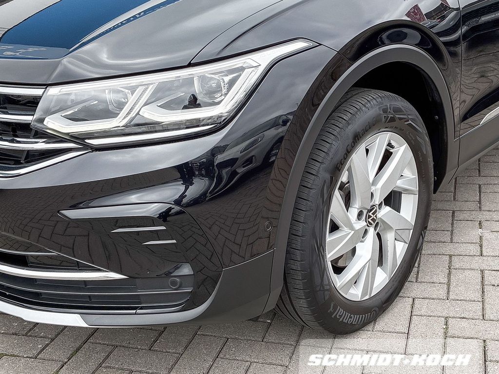 Volkswagen Tiguan 2023 г. Чёрный, пробег 51599 км