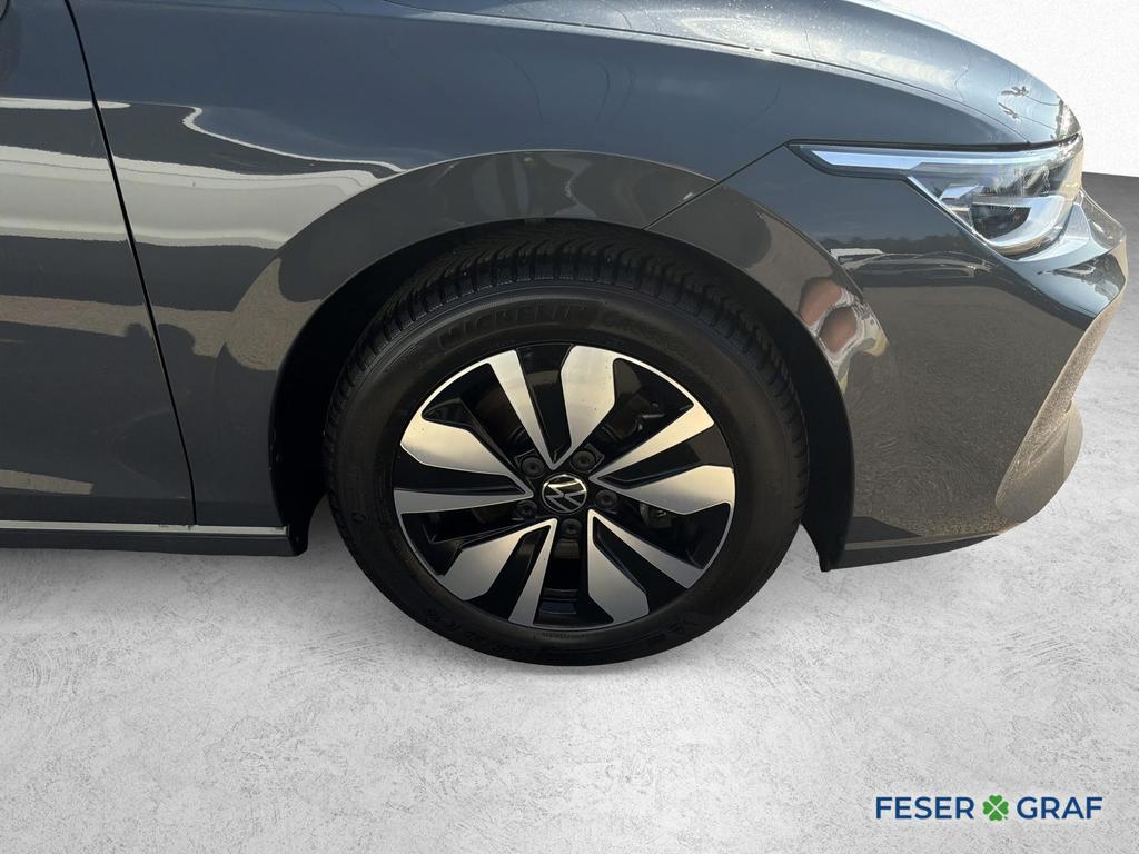 Volkswagen Golf 2025 г. Серый, пробег 25600 км