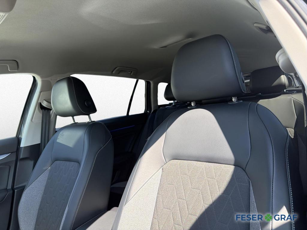Volkswagen Golf 2025 г. Серый, пробег 25600 км