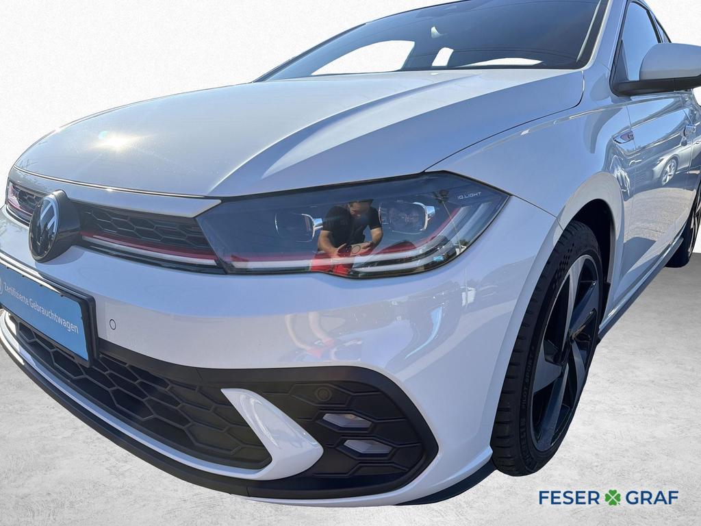 Volkswagen Polo 2023 г. Белый, пробег 30000 км