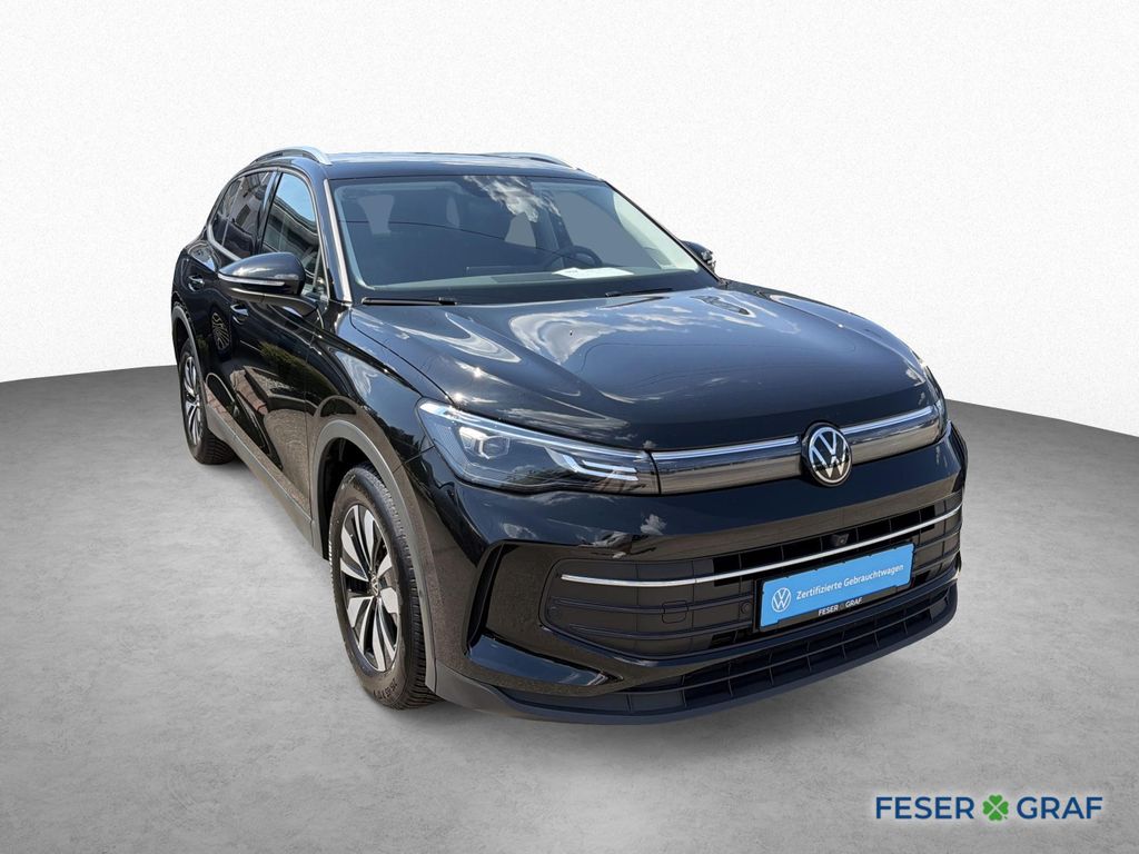 Volkswagen Tiguan 2025 г. Чёрный, пробег 23400 км