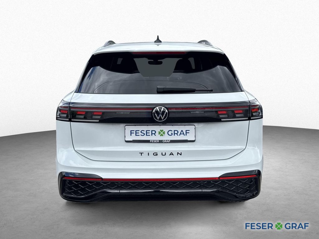 Volkswagen Tiguan 2025 г. Белый, пробег 21350 км