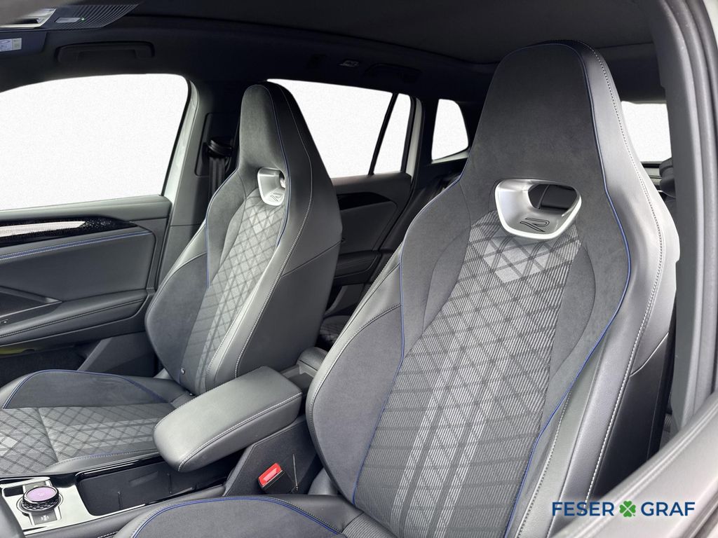 Volkswagen Tiguan 2025 г. Белый, пробег 21350 км