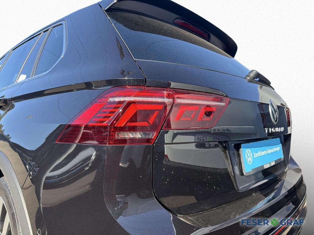 Volkswagen Tiguan 2023 г. Чёрный, пробег 24400 км