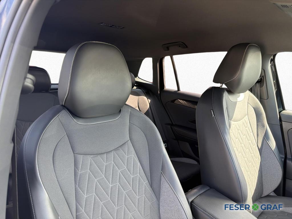 Volkswagen Tiguan 2025 г. Чёрный, пробег 26300 км