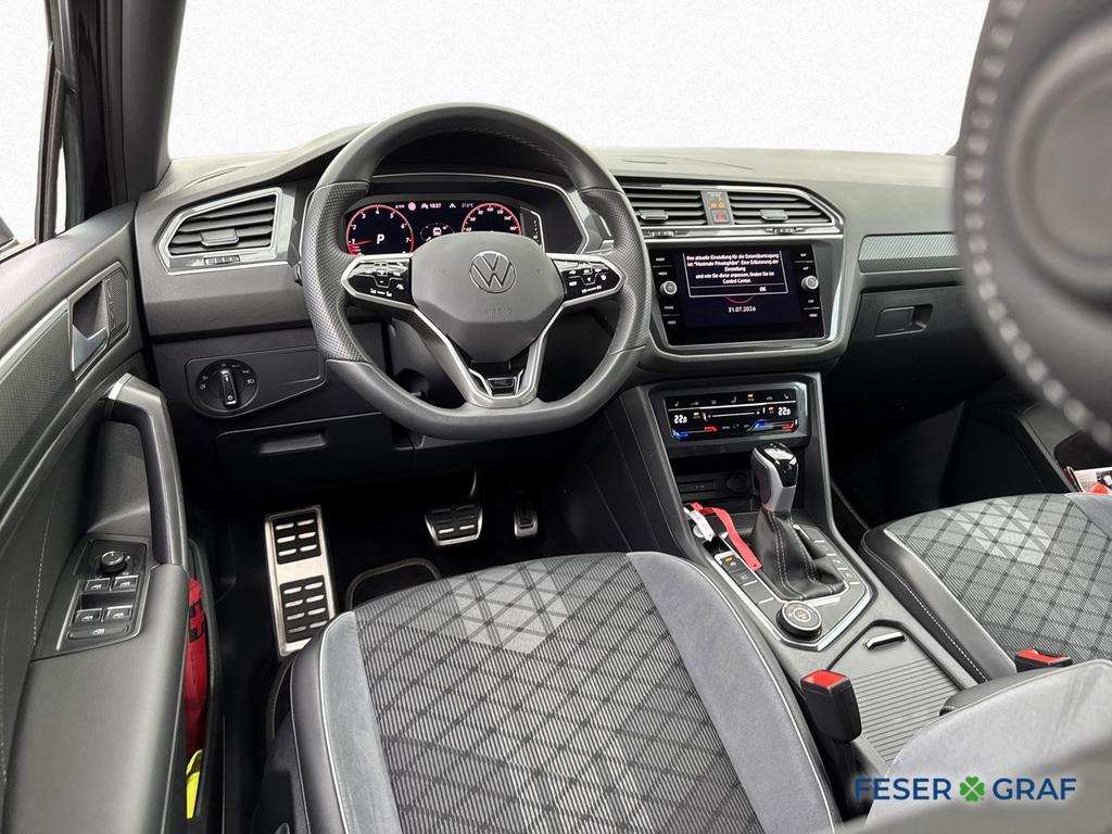 Volkswagen TIGUAN ALLSPACE 2024 г. Чёрный, пробег 38800 км