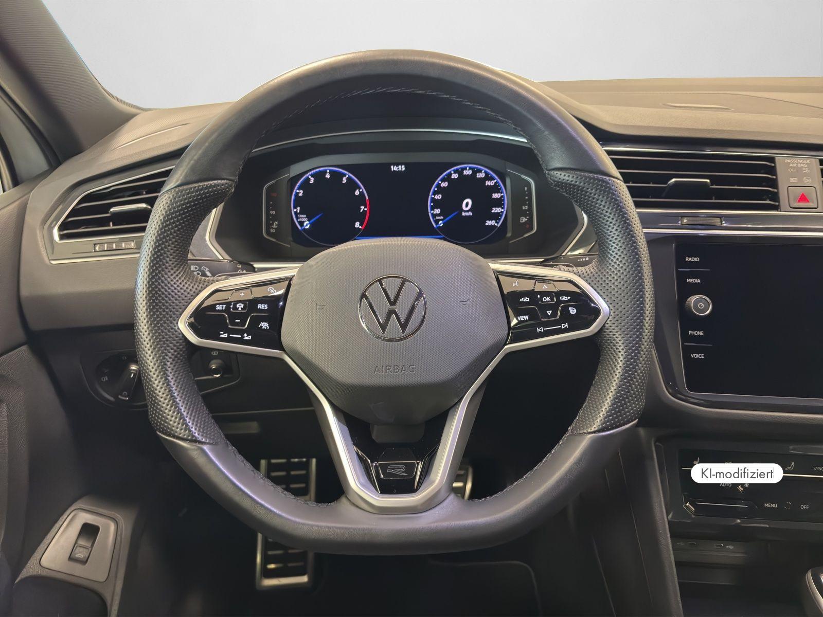 Volkswagen Tiguan 2022 г. Белый, пробег 57617 км