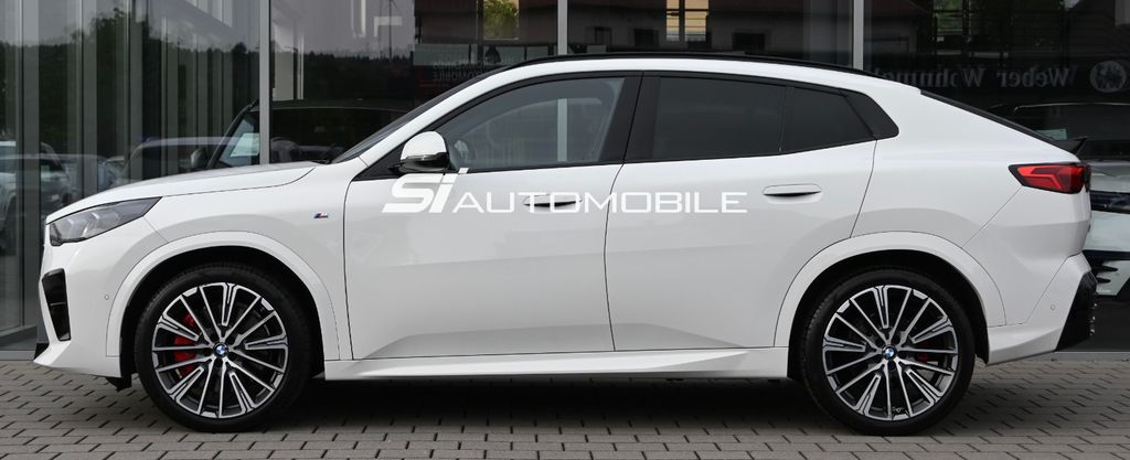 BMW X2 2025 г. Белый, пробег 32900 км