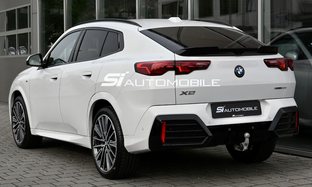 BMW X2 2025 г. Белый, пробег 32900 км