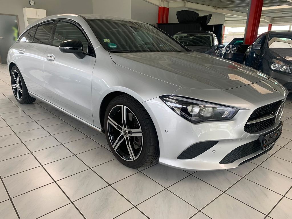 Mercedes-Benz CLA 250 SHOOTING BRAKE 2023 г. Серебристый, пробег 27710 км