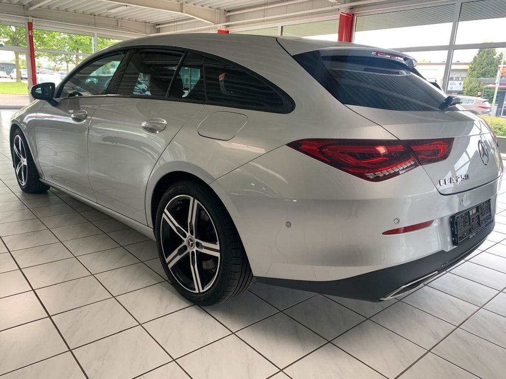 Mercedes-Benz CLA 250 SHOOTING BRAKE 2023 г. Серебристый, пробег 27710 км