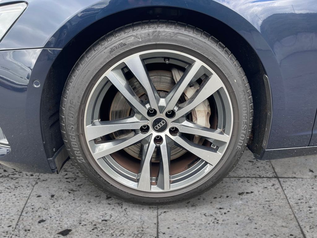 Audi A6 2022 г. Синий, пробег 33523 км