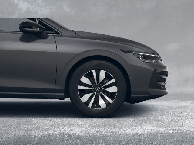 Volkswagen Golf 2025 г. Серый, пробег 25437 км