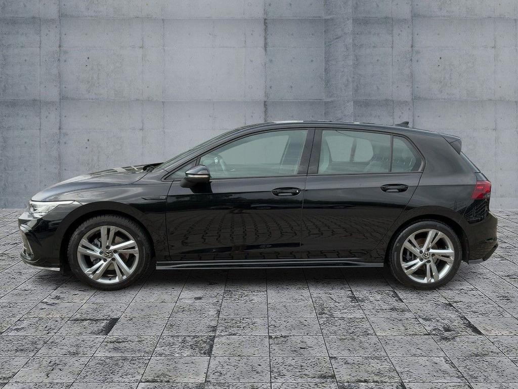 Volkswagen Golf 2024 г. Чёрный, пробег 22841 км