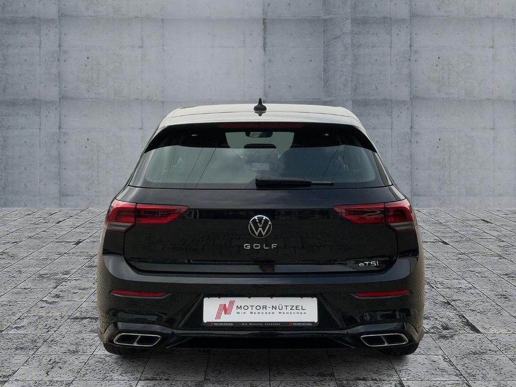 Volkswagen Golf 2024 г. Чёрный, пробег 22841 км