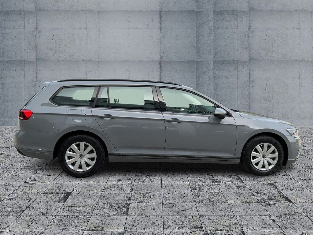 Volkswagen PASSAT VARIANT 2023 г. Серый, пробег 30443 км