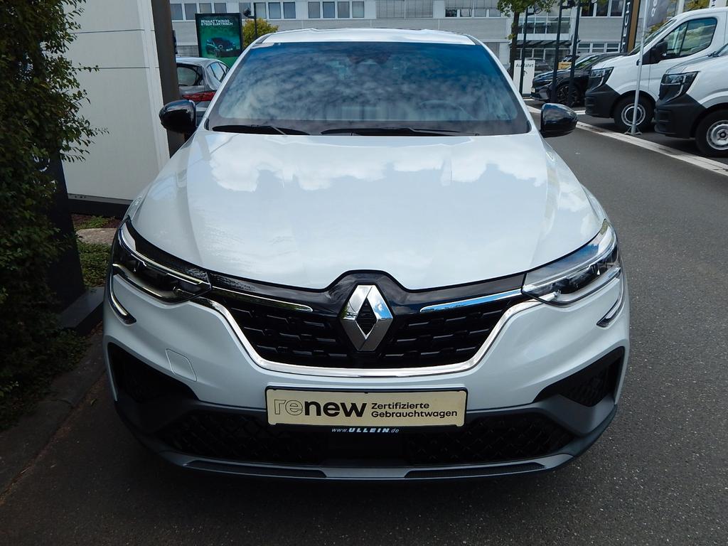 Renault Arkana 2022 г. Белый, пробег 59268 км