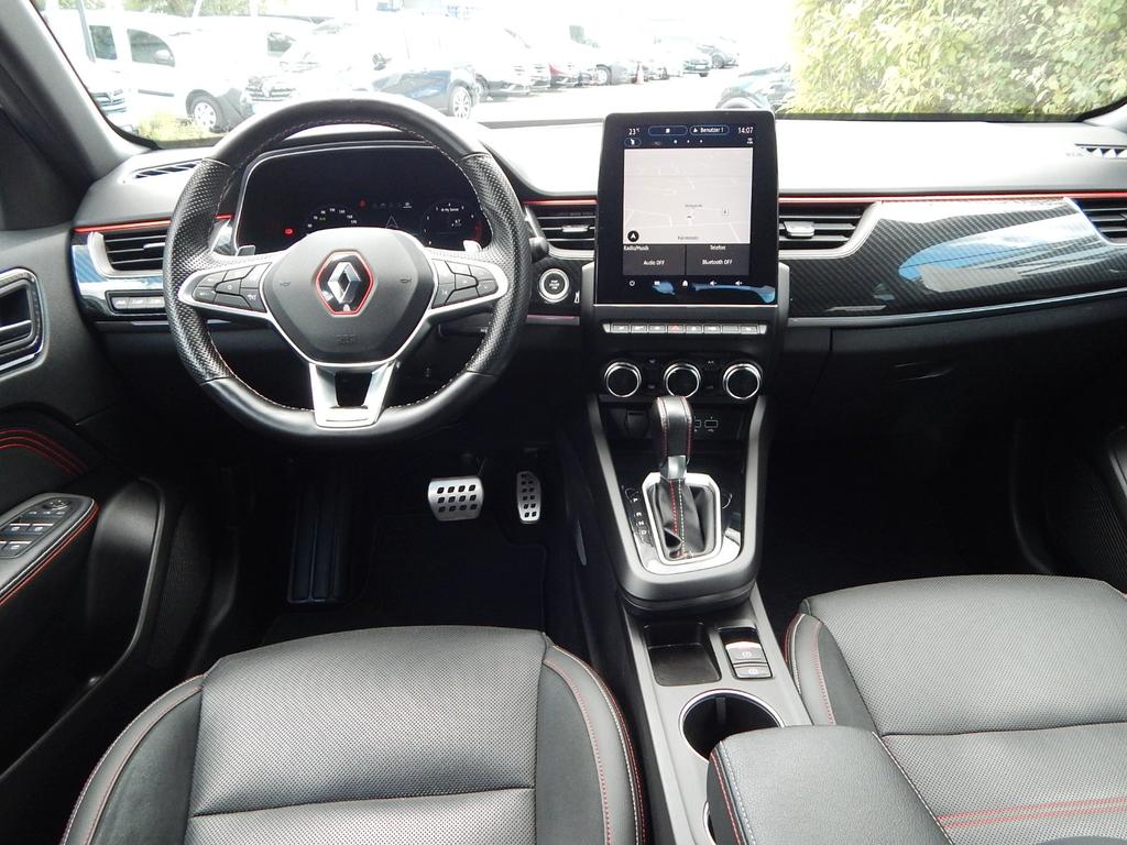 Renault Arkana 2022 г. Белый, пробег 59268 км