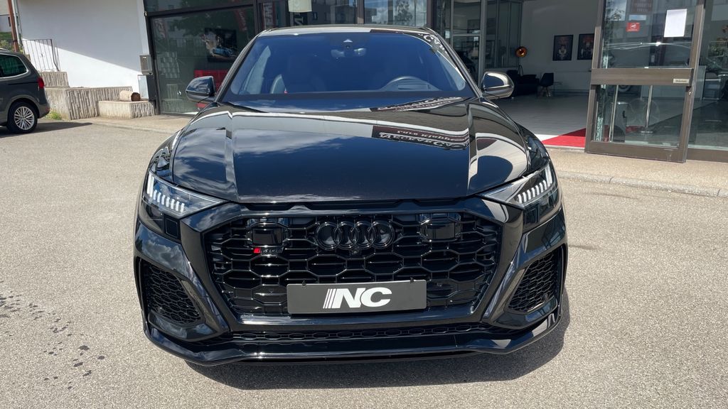 Audi RSQ8 2021 г. Чёрный, пробег 49217 км