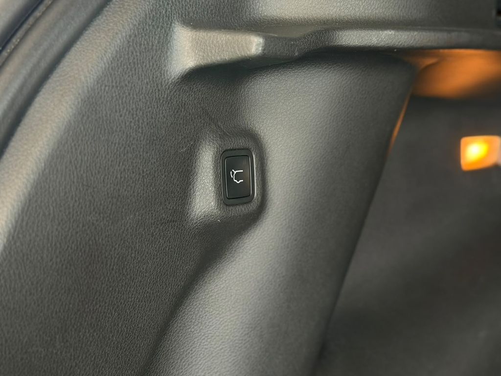 Jeep Compass 2023 г. Серебристый, пробег 59601 км