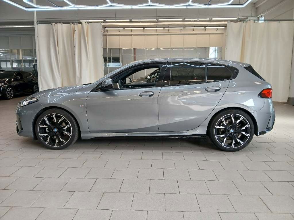 BMW 120 2025 г. Серый, пробег 50900 км