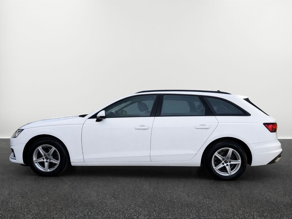 Audi A4 2023 г. Белый, пробег 50000 км