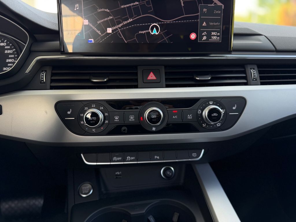 Audi A4 2023 г. Белый, пробег 50000 км