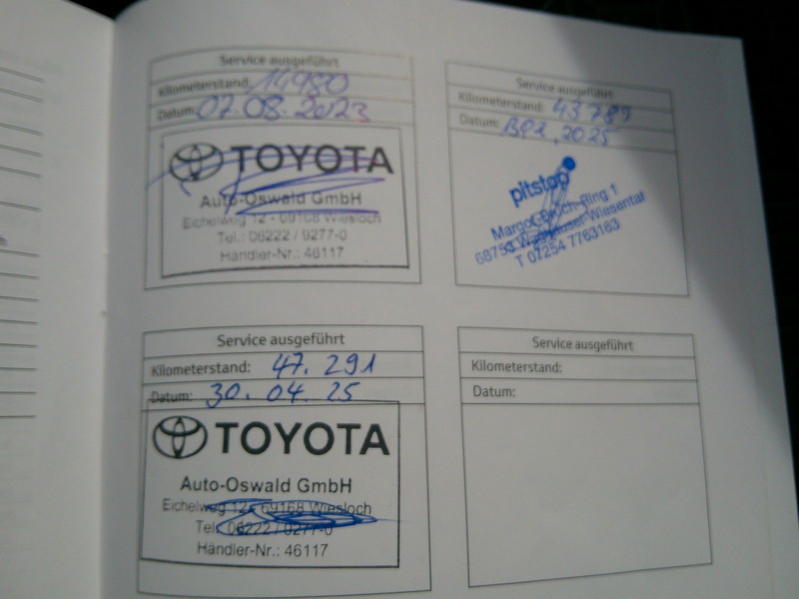 Toyota AYGO (X) 2022 г. Серебристый, пробег 56000 км
