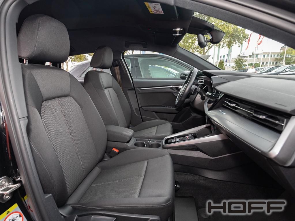 Audi A3 2023 г. Чёрный, пробег 41900 км