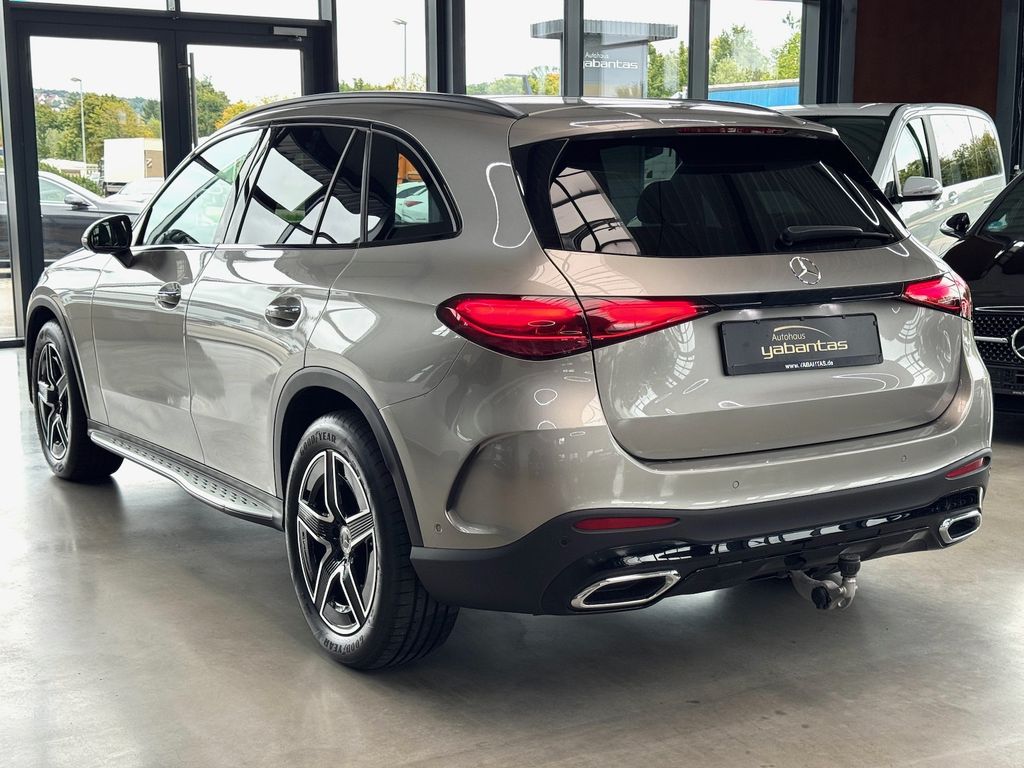 Mercedes-Benz GLC 300 2024 г. Серебристый, пробег 9900 км