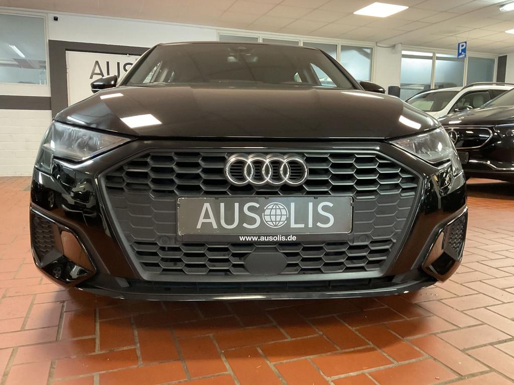 Audi A3 2022 г. Чёрный, пробег 60000 км