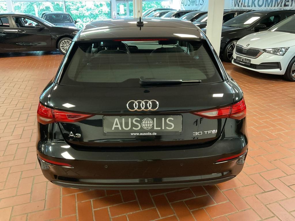 Audi A3 2022 г. Чёрный, пробег 60000 км