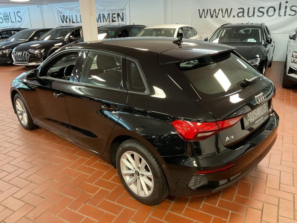Audi A3 2022 г. Чёрный, пробег 60000 км