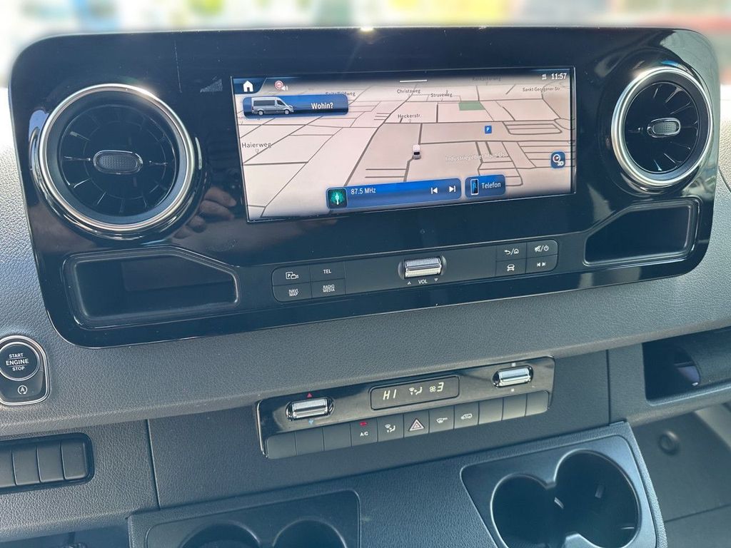 Mercedes-Benz SPRINTER 2025 г. Белый, пробег 52915 км