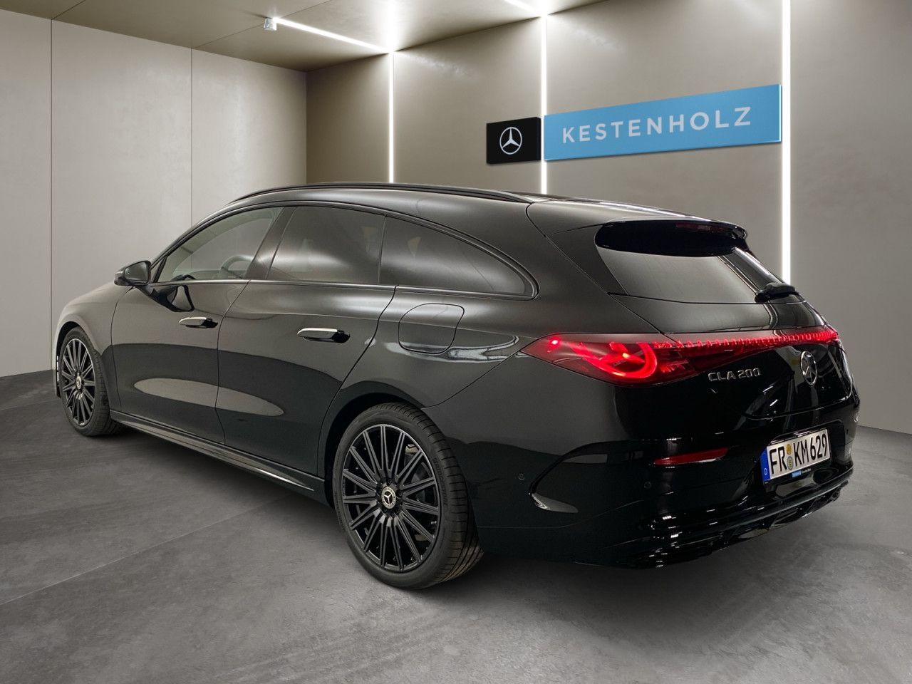 Mercedes-Benz CLA 200 SHOOTING BRAKE 2026 г. Чёрный, пробег 2001 км