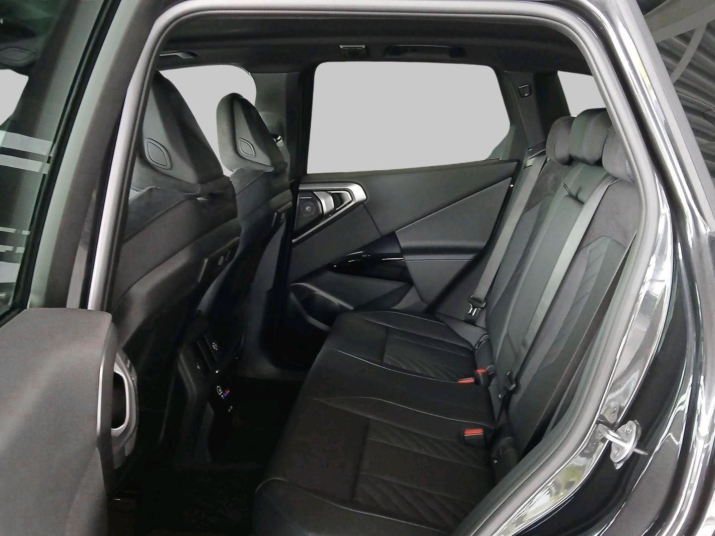 BMW X3 2026 г. Серый, пробег 12669 км