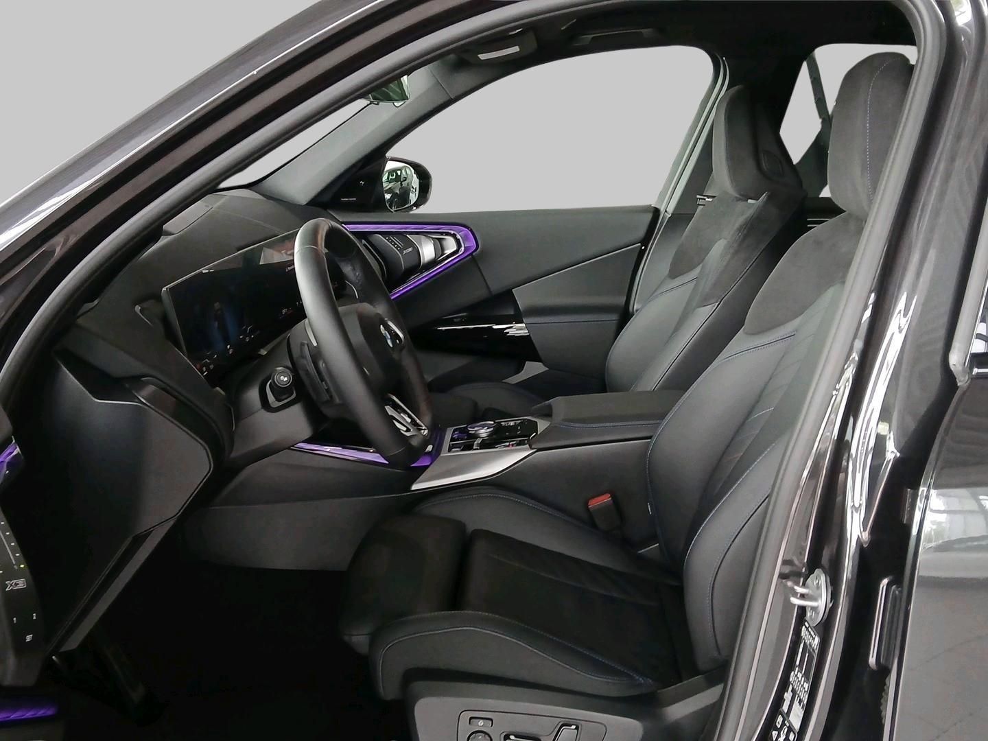 BMW X3 2026 г. Серый, пробег 12669 км