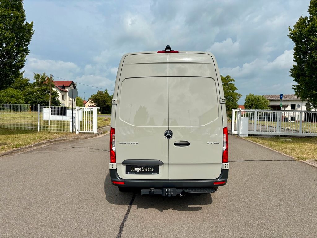 Mercedes-Benz SPRINTER 2025 г. Серый, пробег 28670 км