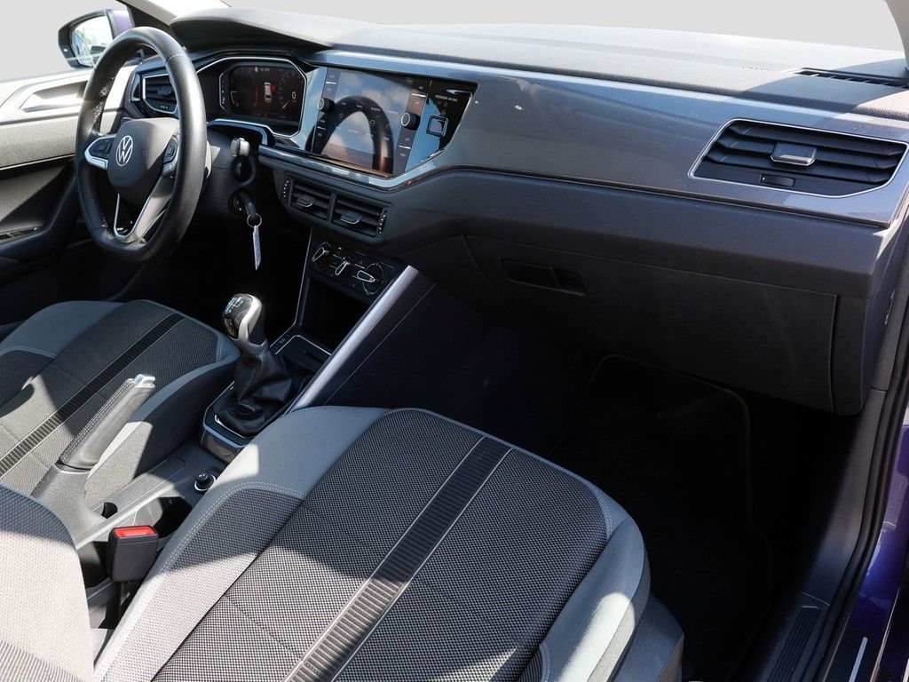 Volkswagen Polo 2022 г. Фиолетовый, пробег 41239 км