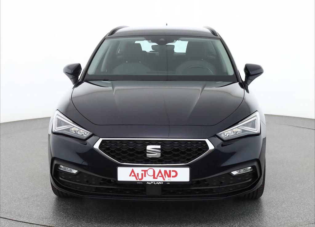 SEAT Leon 2022 г. Синий, пробег 39859 км