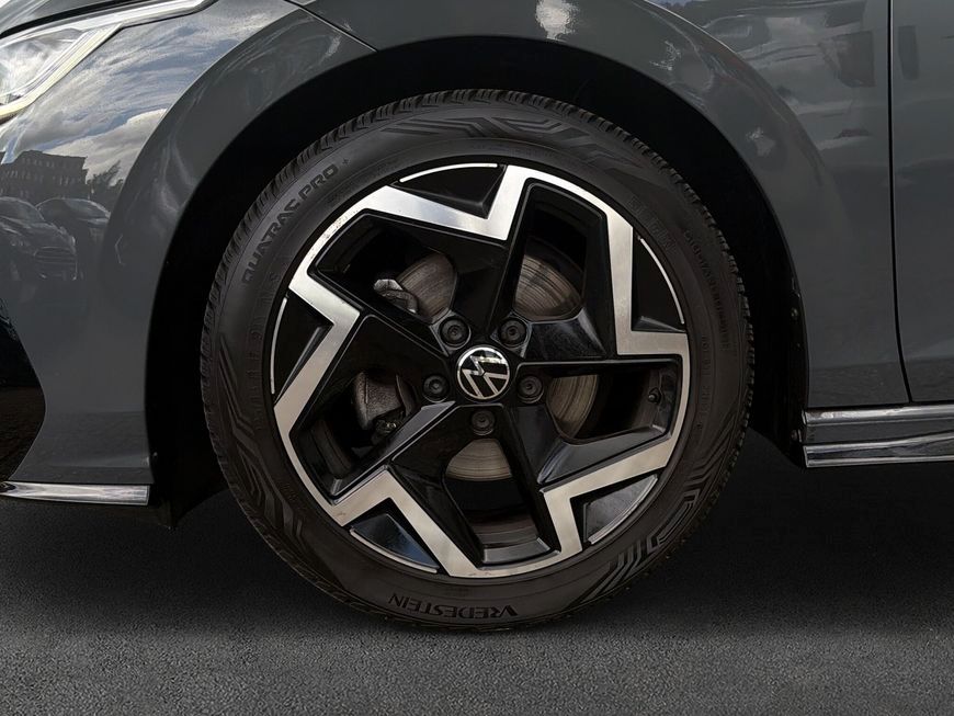 Volkswagen Golf 2025 г. Серый, пробег 41799 км