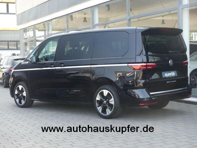 Volkswagen T7 MULTIVAN 2025 г. Чёрный, пробег 20000 км