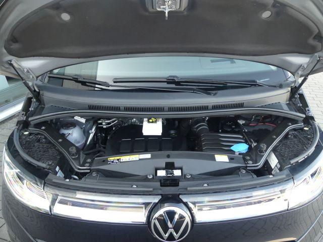 Volkswagen T7 MULTIVAN 2025 г. Чёрный, пробег 20000 км