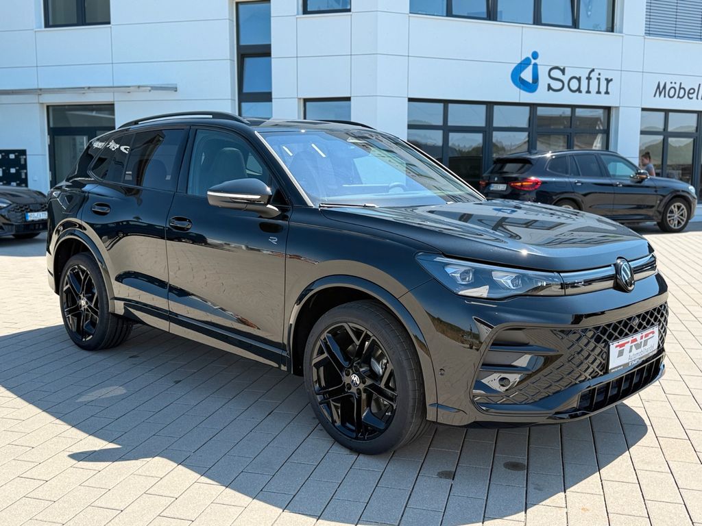 Volkswagen Tiguan 2026 г. Чёрный, пробег 10 км