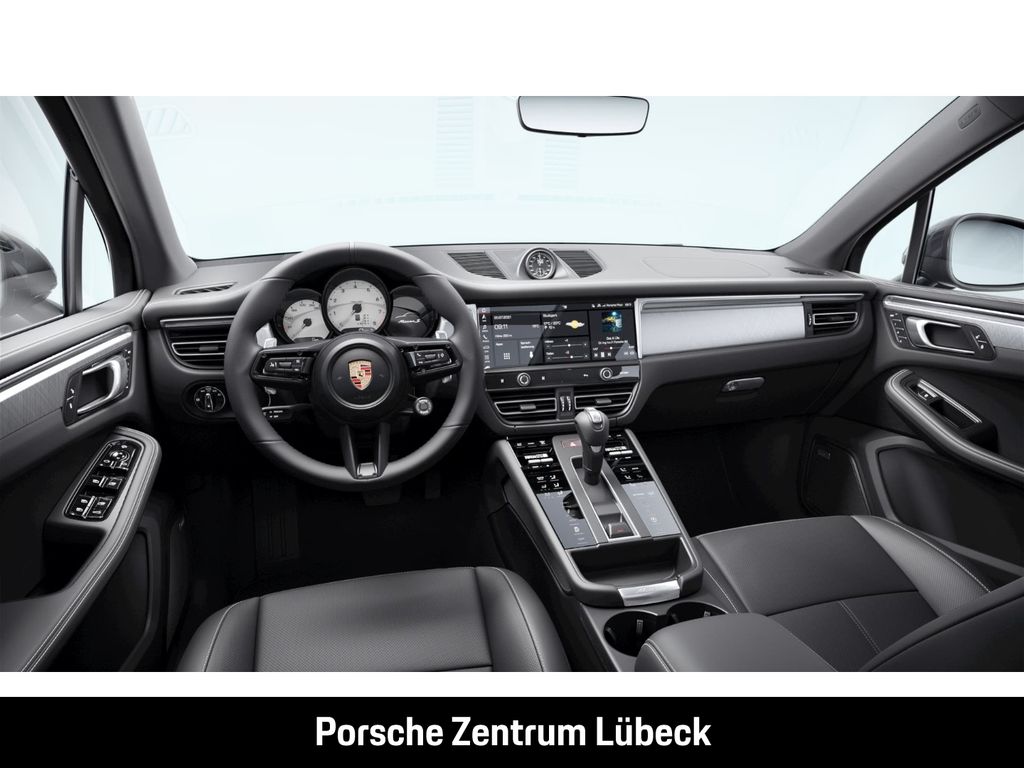 Porsche Macan 2022 г. Серый, пробег 48000 км