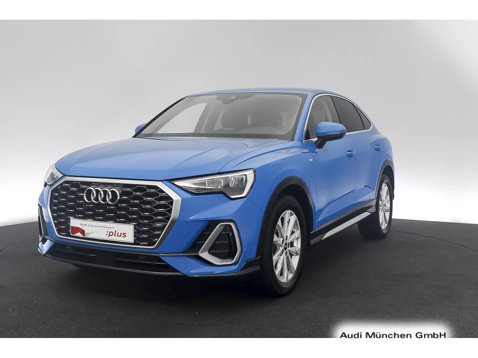Audi Q3 2022 г. Синий, пробег 59139 км